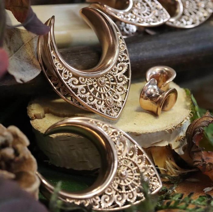 Rosé Oriental Ear Saddles - Säljs i par