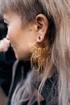 Guldiga Moth Chain Hoops - Säljs i par